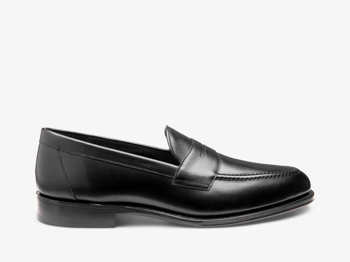Loake Hornbeam Carbon Black Calf Leather — мъжки обувки с лична проба във Варна