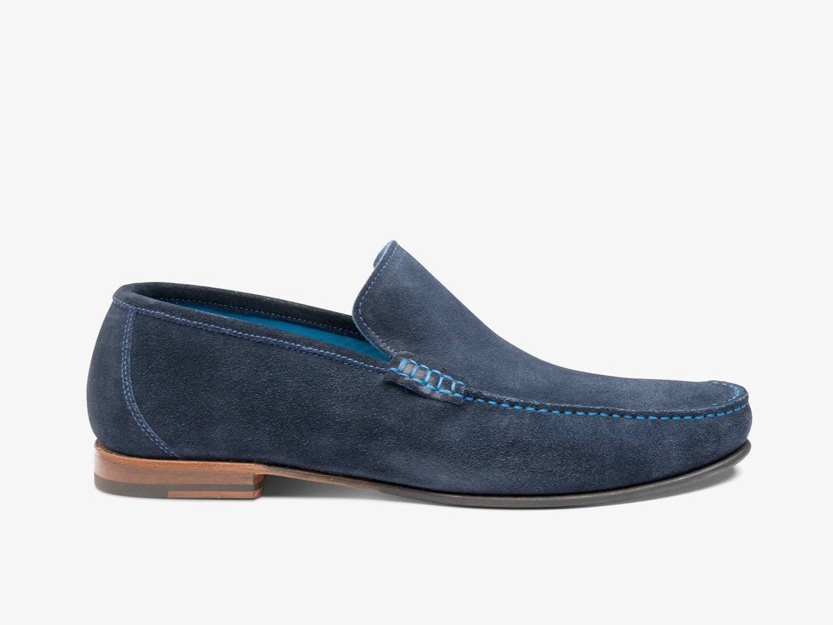Loake Nicholson Navy Suede — мъжки обувки с лична проба във Варна