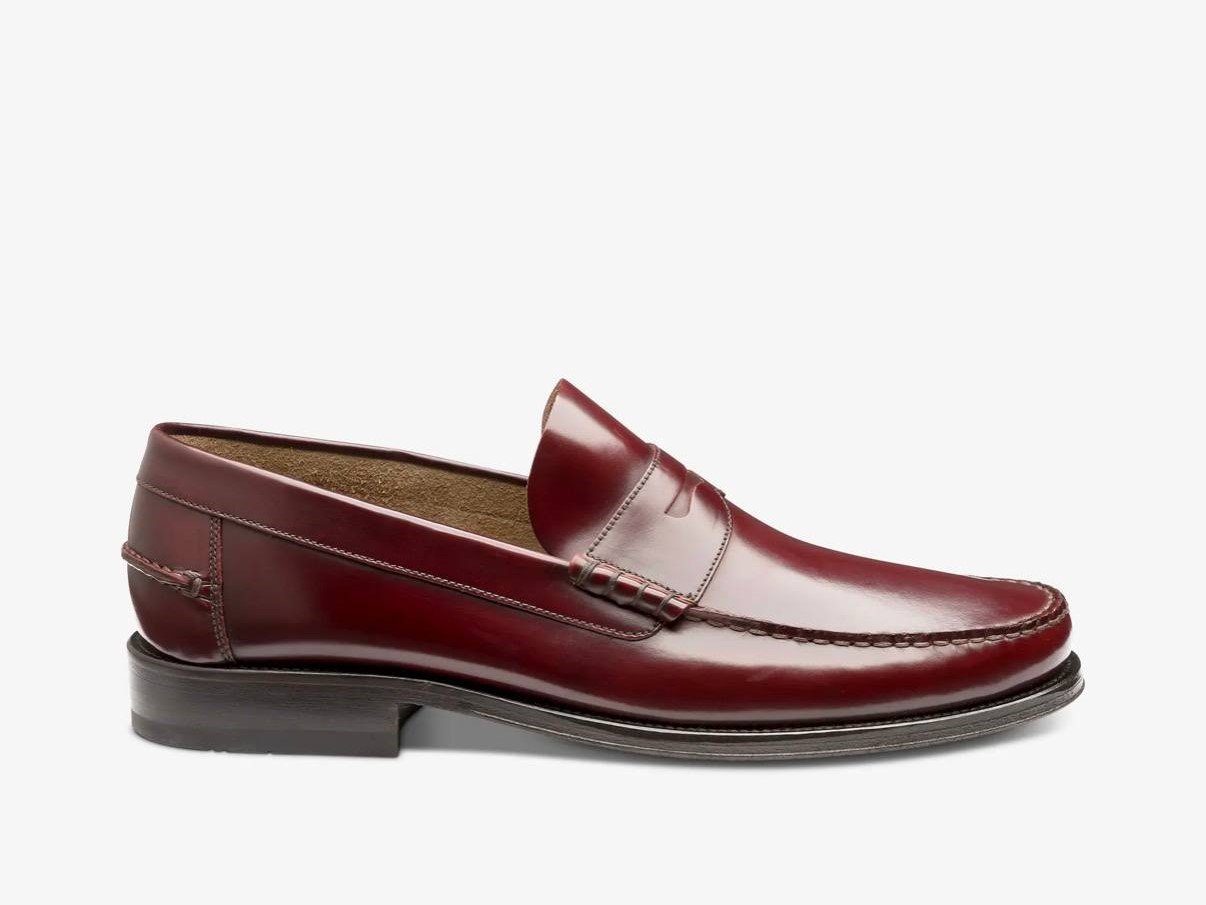 Loake Princeton Burgundy Polished Leather — мъжки обувки с лична проба във Варна
